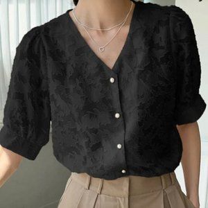 NWT DAZY Textured Button Front Puff Sleeve Blouse